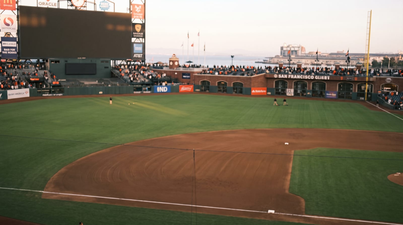Giants Blow Three-Run Lead, Fall to Pirates 13-12 on Walk-Off