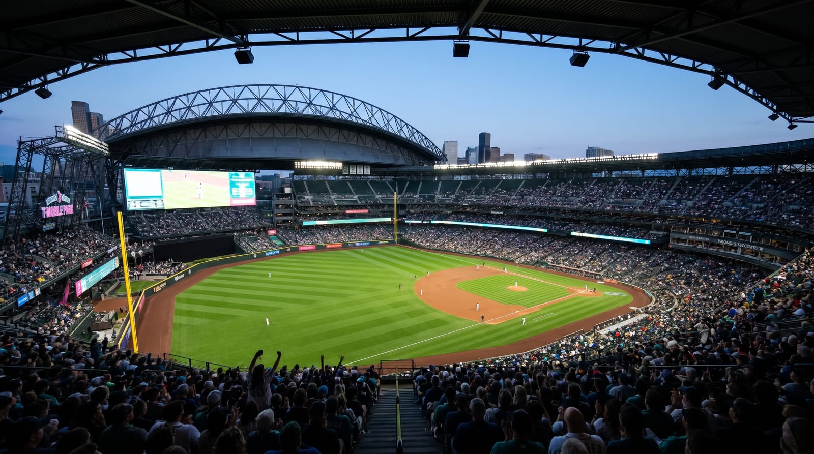 Mariners Comeback Win Over Rangers 3-2 Behind Kade Anderson, Andrés Muñoz