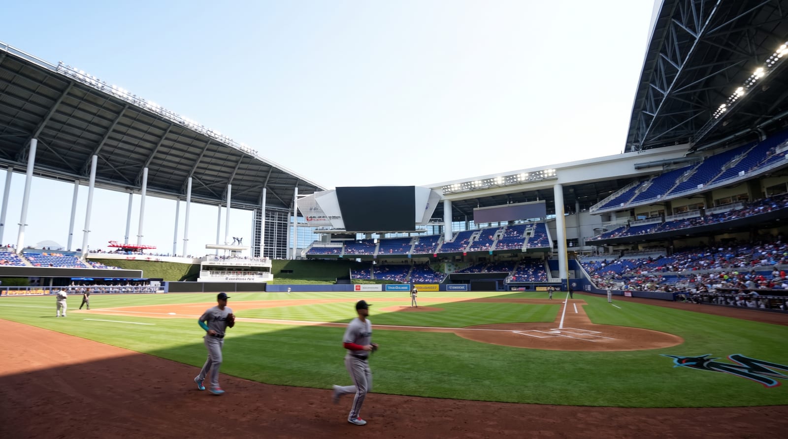 Luis Arraez Takes Sole NL Hits Lead at 167 in 2026