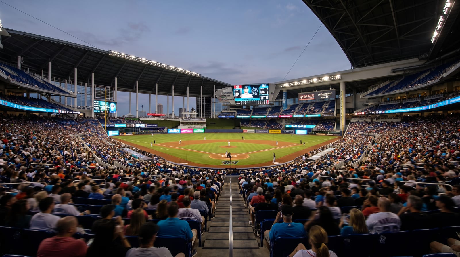 Mets Beat Marlins 7-5 at loanDepot Park Behind Soto, Lindor Home Runs