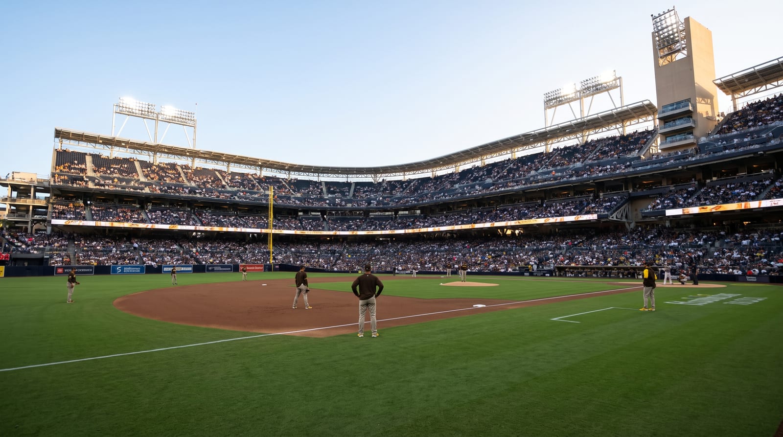 Fernando Tatis Jr. Joins 20-20 Club for 4th Time, 2nd Straight Season