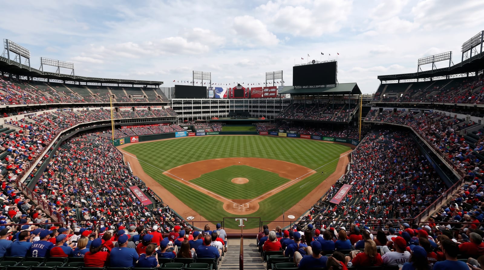 Nathan Eovaldi Returns to Texas Rangers Active Roster