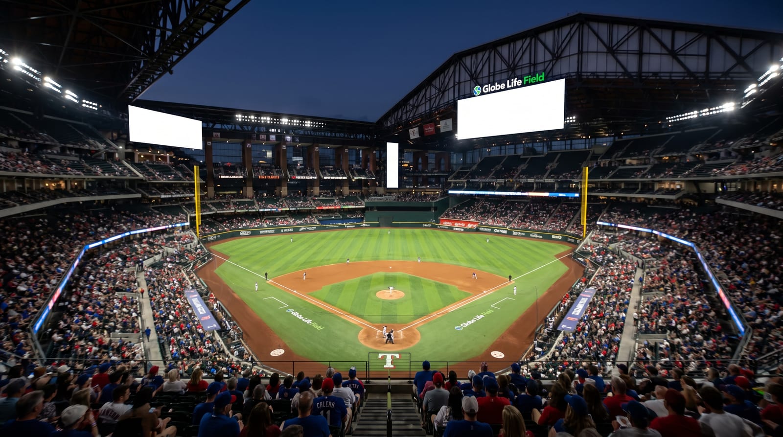 Rangers Edge Diamondbacks 7-6 Behind Seager's Three-RBI Night