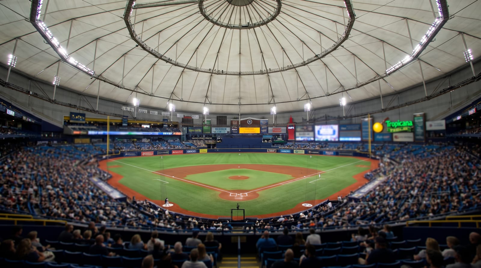 Rays Walk Off Red Sox 2-1 on Aranda Homer in Ninth