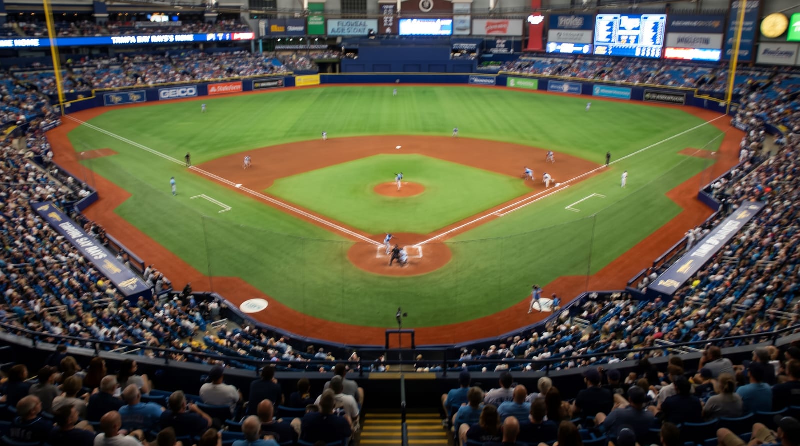 Rays Edge Blue Jays 7-6 in Division Clash at Tropicana Field