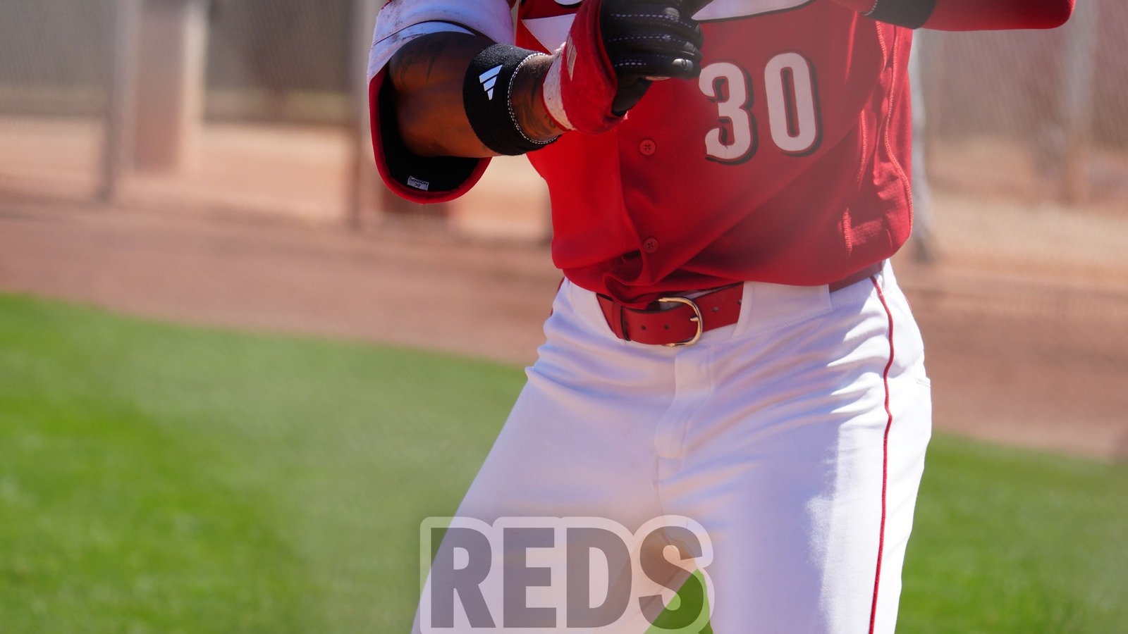 Reds Fall to Guardians 4-2 as Bullpen Struggles Continue in Spring