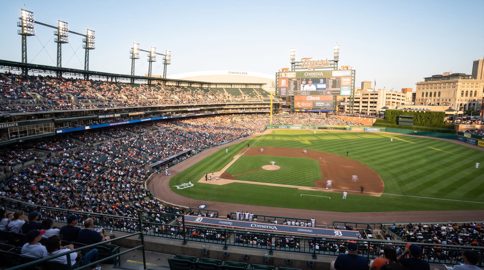 Tigers Rally Past Blue Jays 6-5 in Nine Innings on September 14