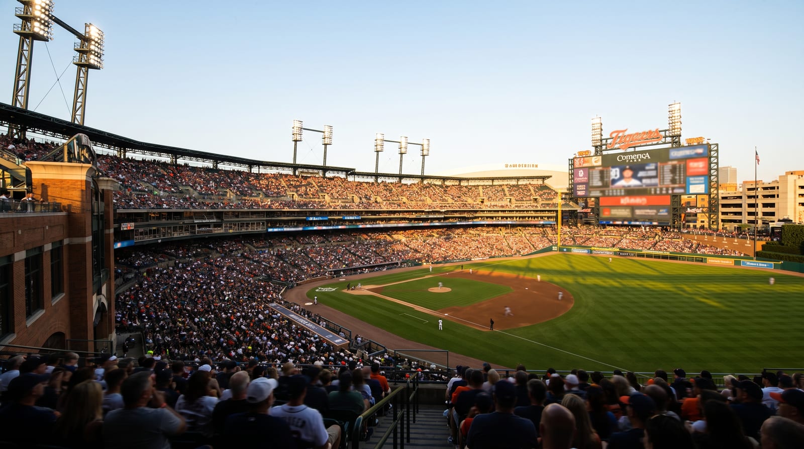 Tigers Rout Twins 7-2 at Comerica Park Behind Holton, Keith