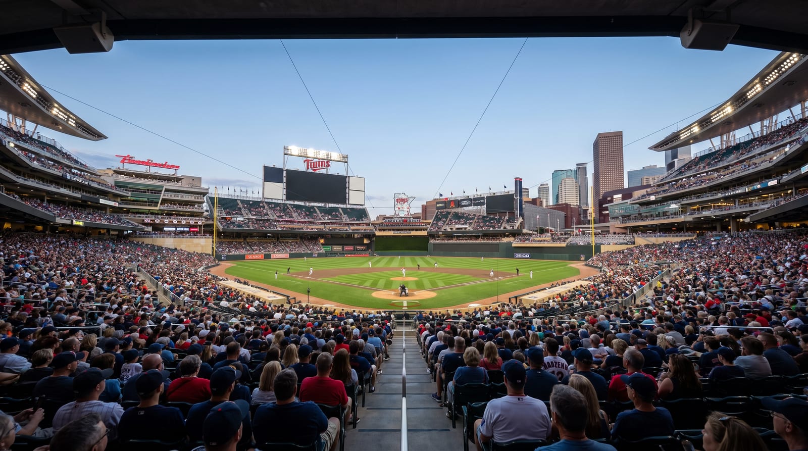 Tigers Beat Twins 11-6 in 12 Innings at Target Field