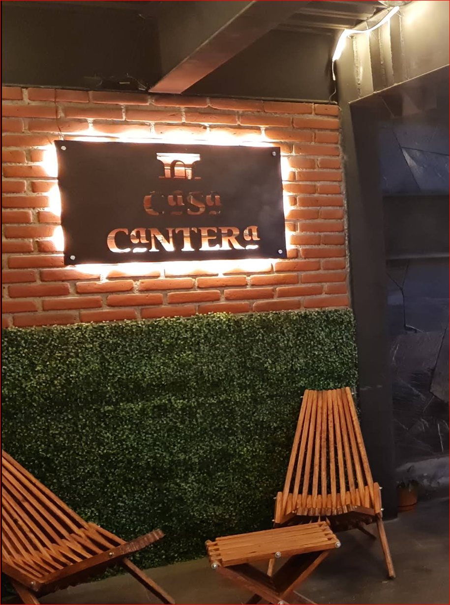 Entrada de Casa Cantera