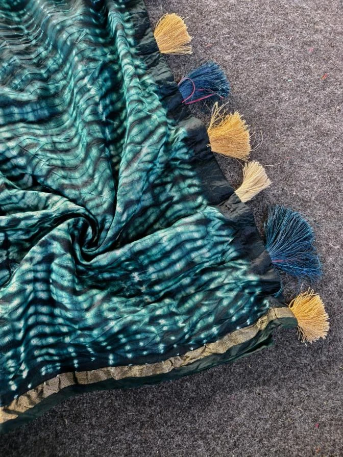 1045 Sarees wholesale COTTON - Ethnicaa thumbnail 2