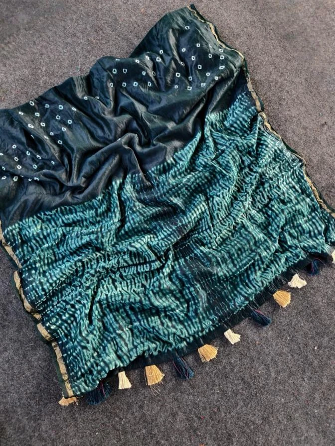 1045 Sarees wholesale COTTON - Ethnicaa thumbnail 5