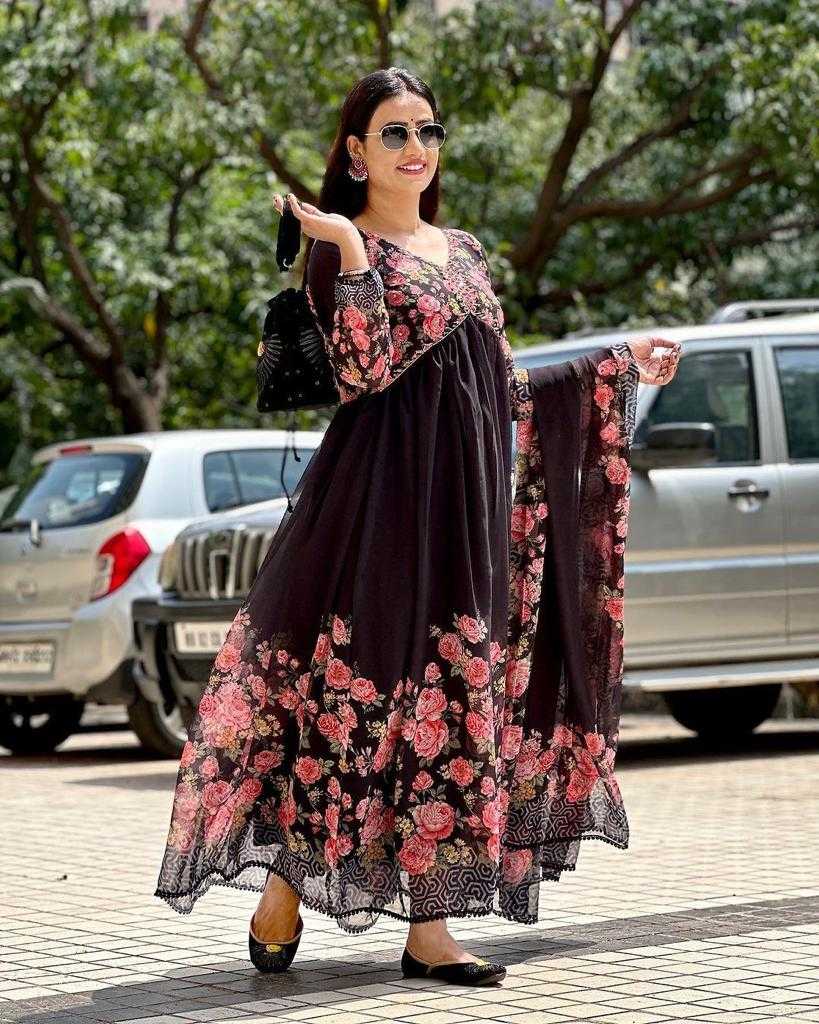 AALIYA 104 Readymade Salwar Suits wholesale FAUX GEORGETTE - Ethnicaa