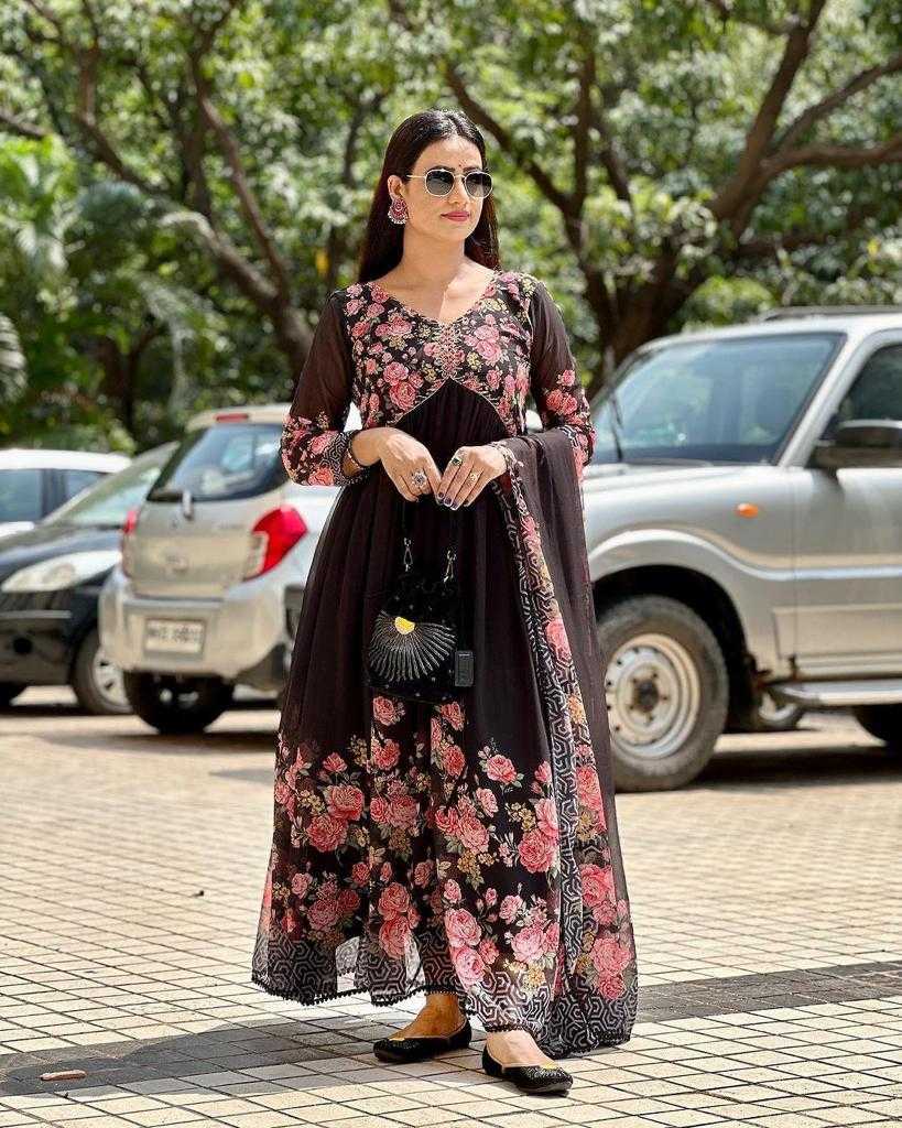 AALIYA 104 Readymade Salwar Suits wholesale FAUX GEORGETTE - Ethnicaa thumbnail 6