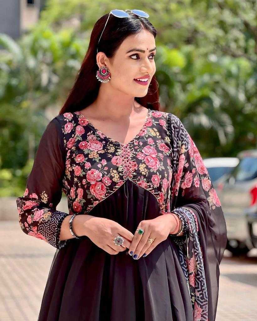 AALIYA 104 Readymade Salwar Suits wholesale FAUX GEORGETTE - Ethnicaa thumbnail 5