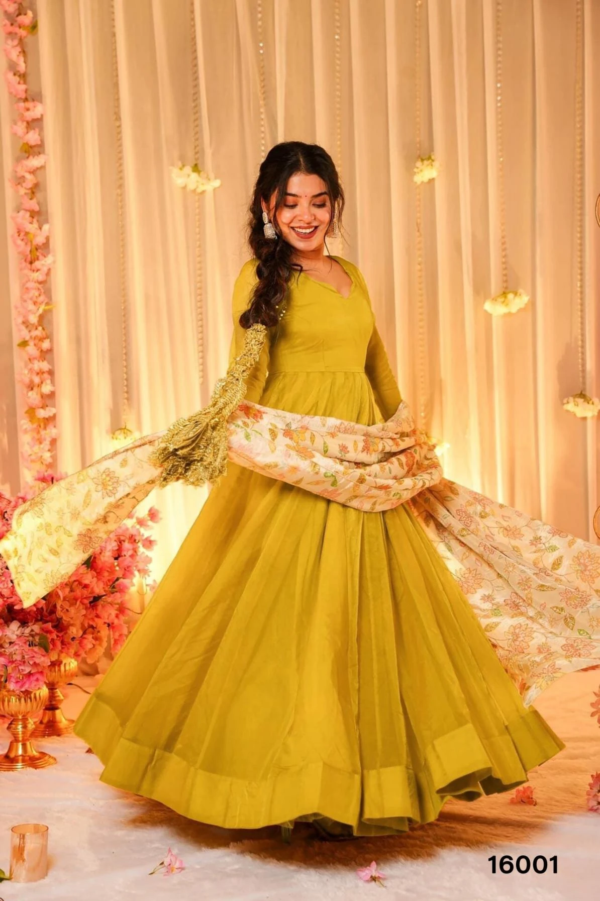 NAME :- CLORA VOL 16 Gown wholesale DYED SILK - Ethnicaa thumbnail 3