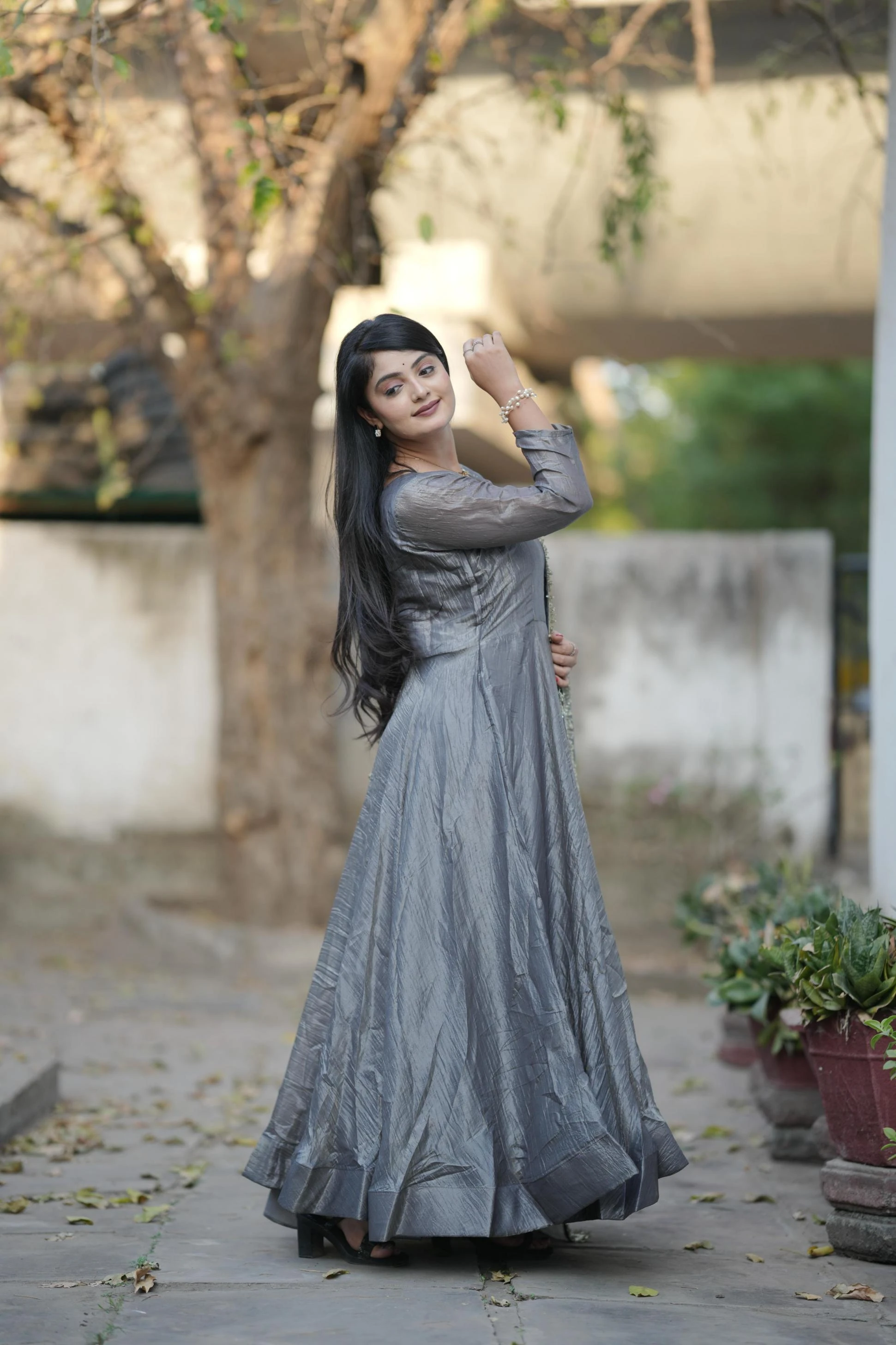 GRTN8105 Gown wholesale GOLD CRUSH - Ethnicaa