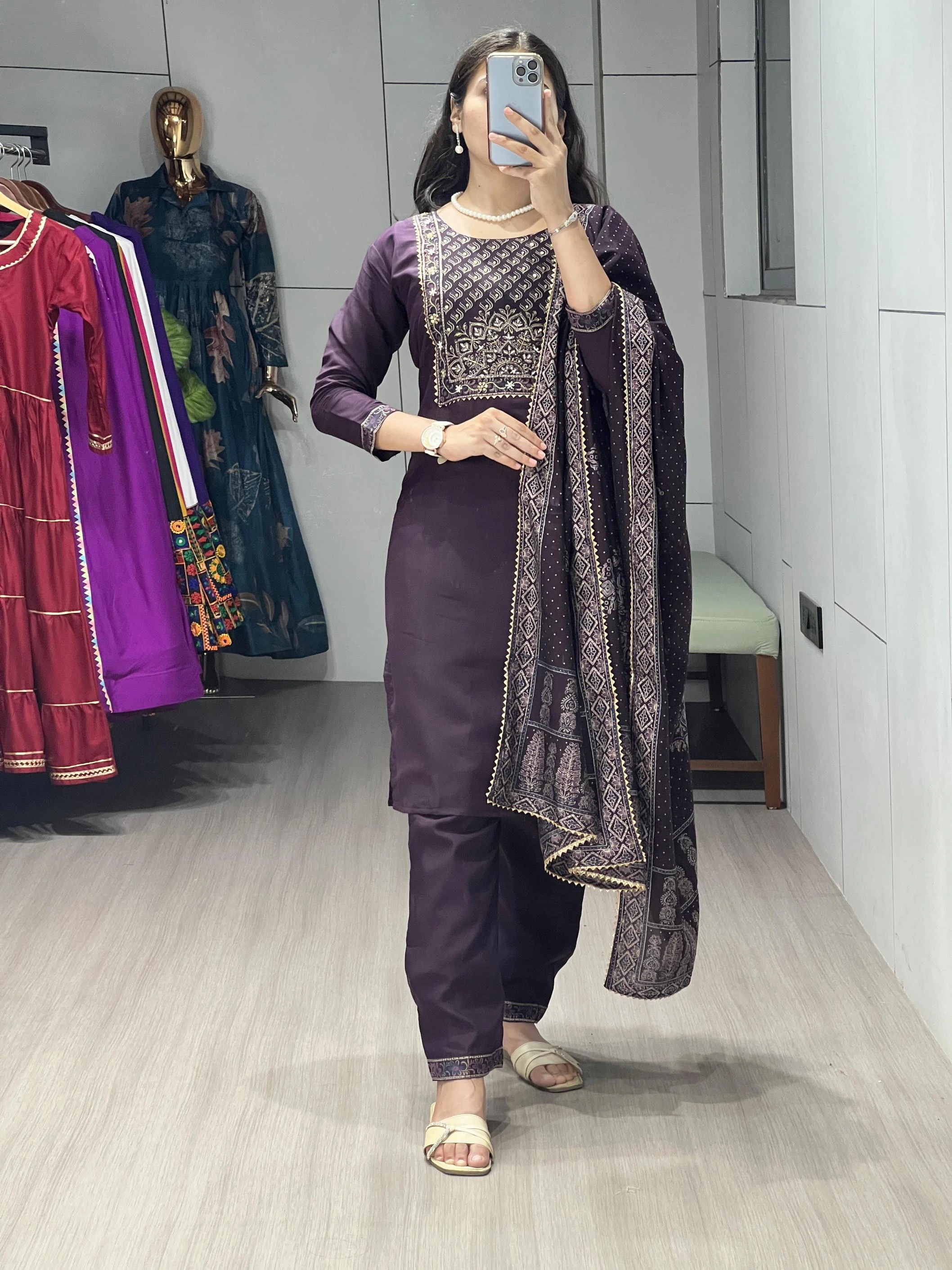 GRTN8114 Kurti wholesale MODAL CHANDERI - Ethnicaa thumbnail 2