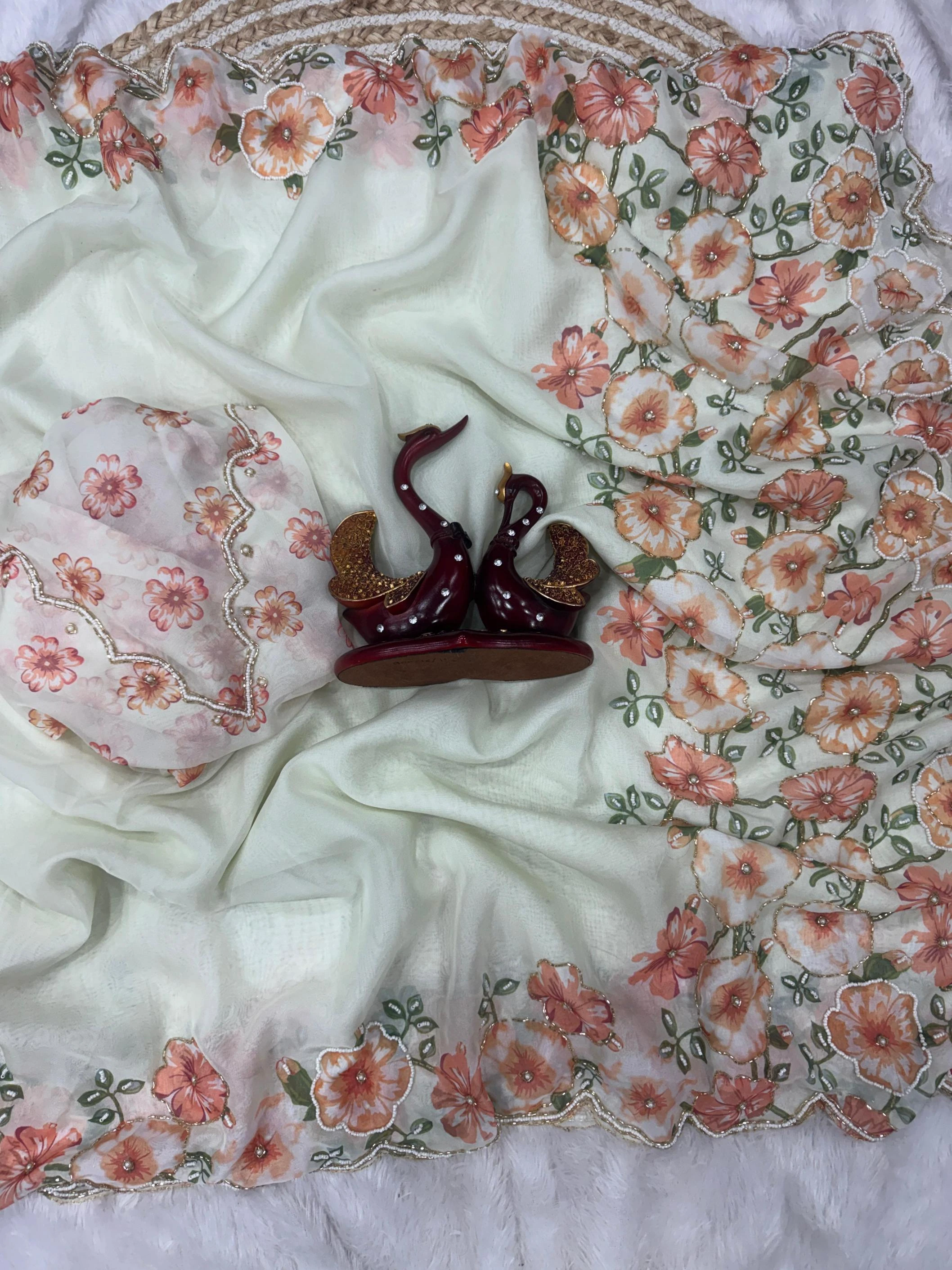 KC 2097 Sarees wholesale TEBBY SILK - Ethnicaa thumbnail 5