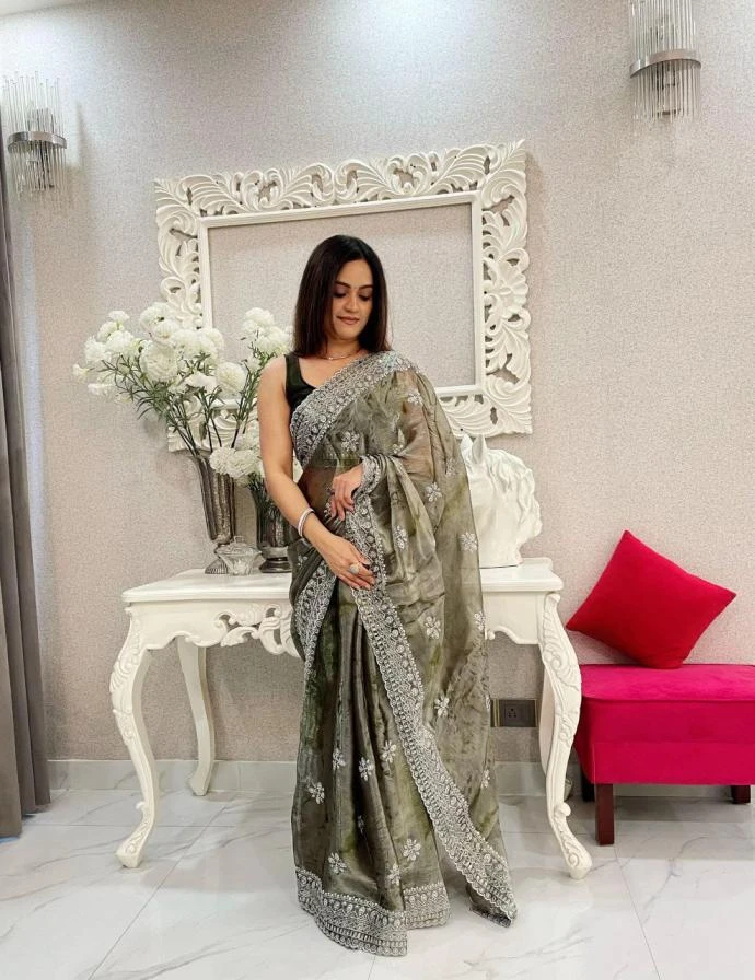 KC 826 Sarees wholesale BURBURRY - Ethnicaa thumbnail 9