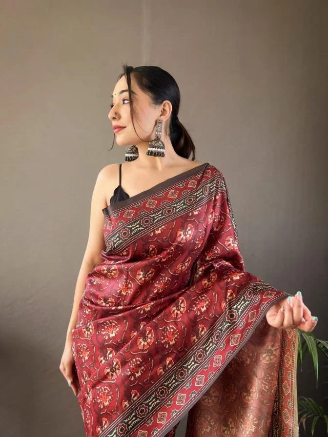 ❣️❣️❣️ in SILK WEAVES | Sarees | Ethnicaa Wholesale thumbnail 14