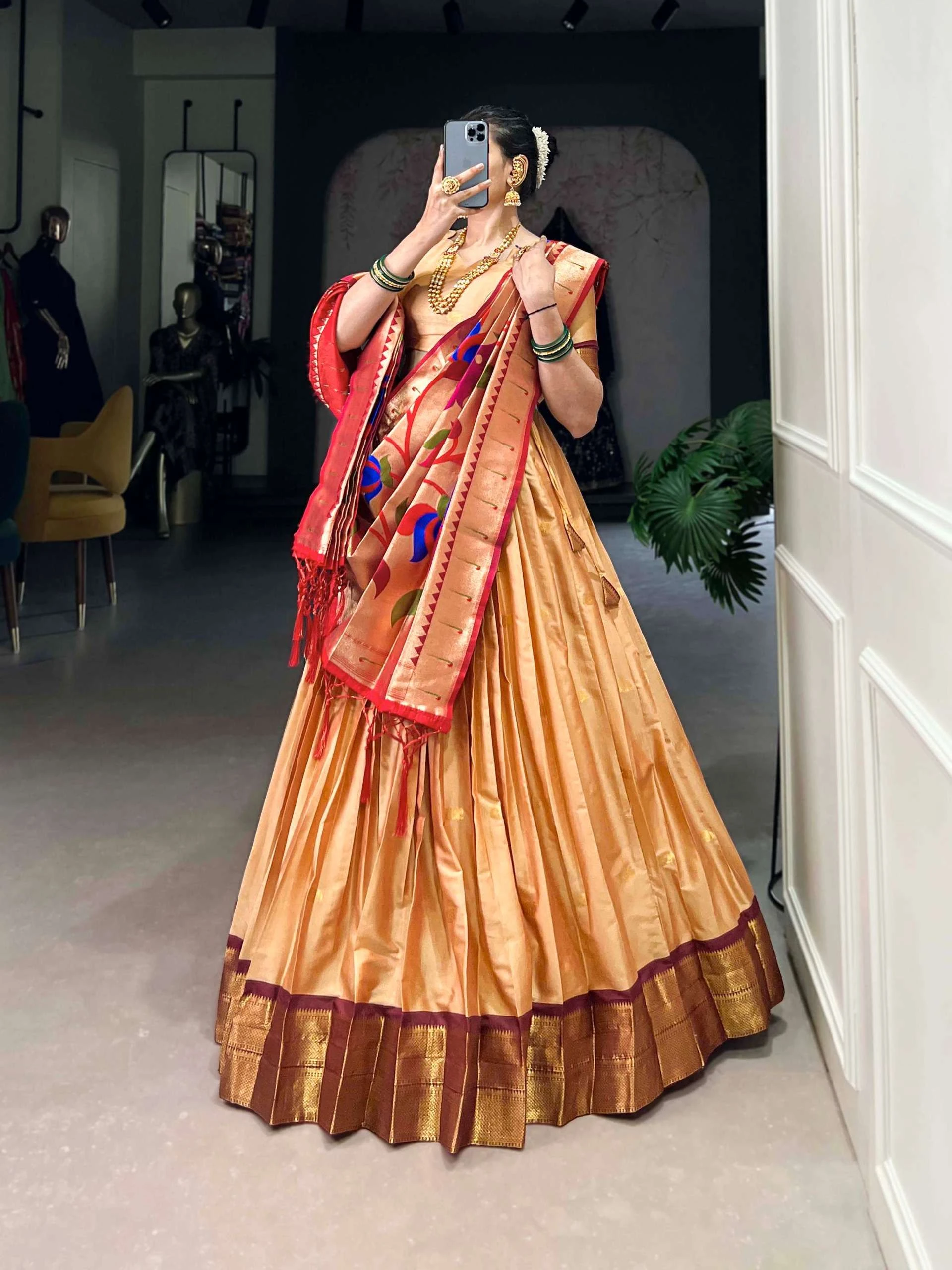 MIRUDHA Lahanga wholesale JACQUARD SILK - Ethnicaa thumbnail 6