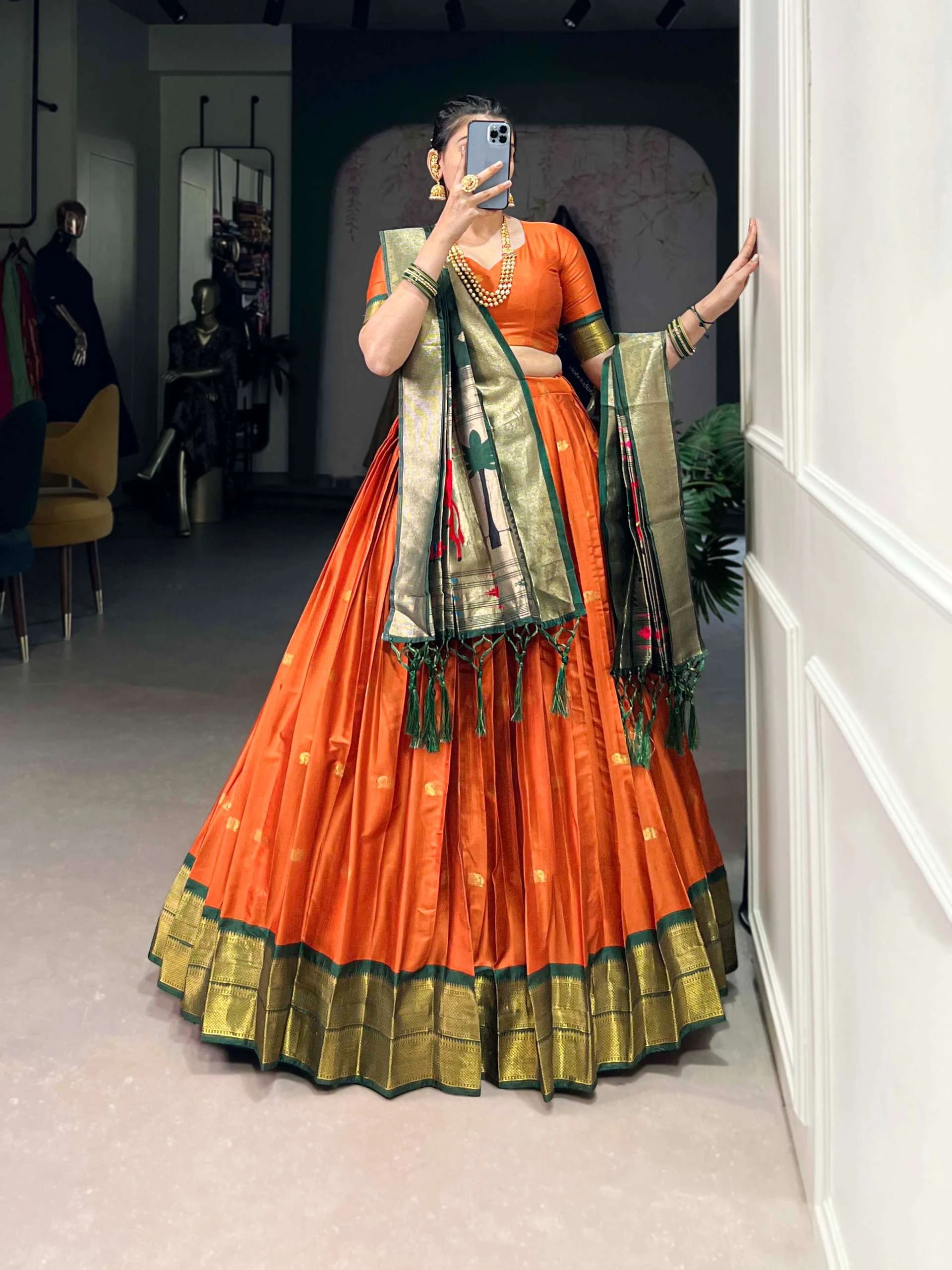 MIRUDHA Lahanga wholesale JACQUARD SILK - Ethnicaa