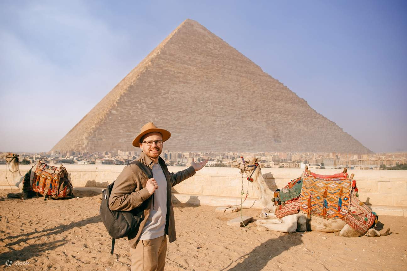 My Unforgettable Week in Cairo: A Guide to the Chaos & Charm