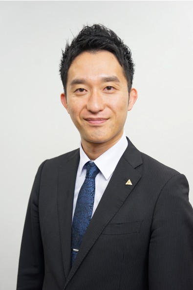 森岡 彬