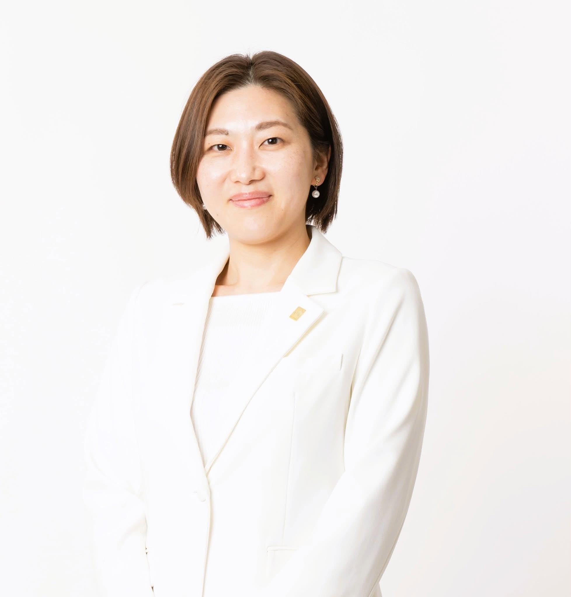 高山梨奈
