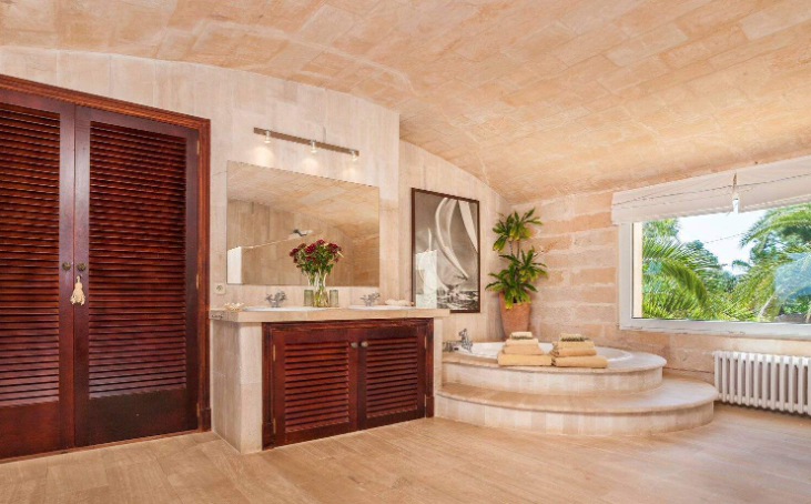 Impresionante villa en primera linea de mar 5