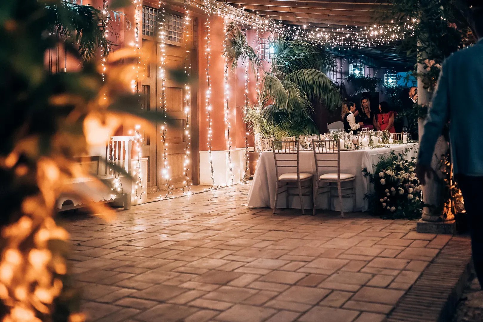 Bodegas luis perez 4