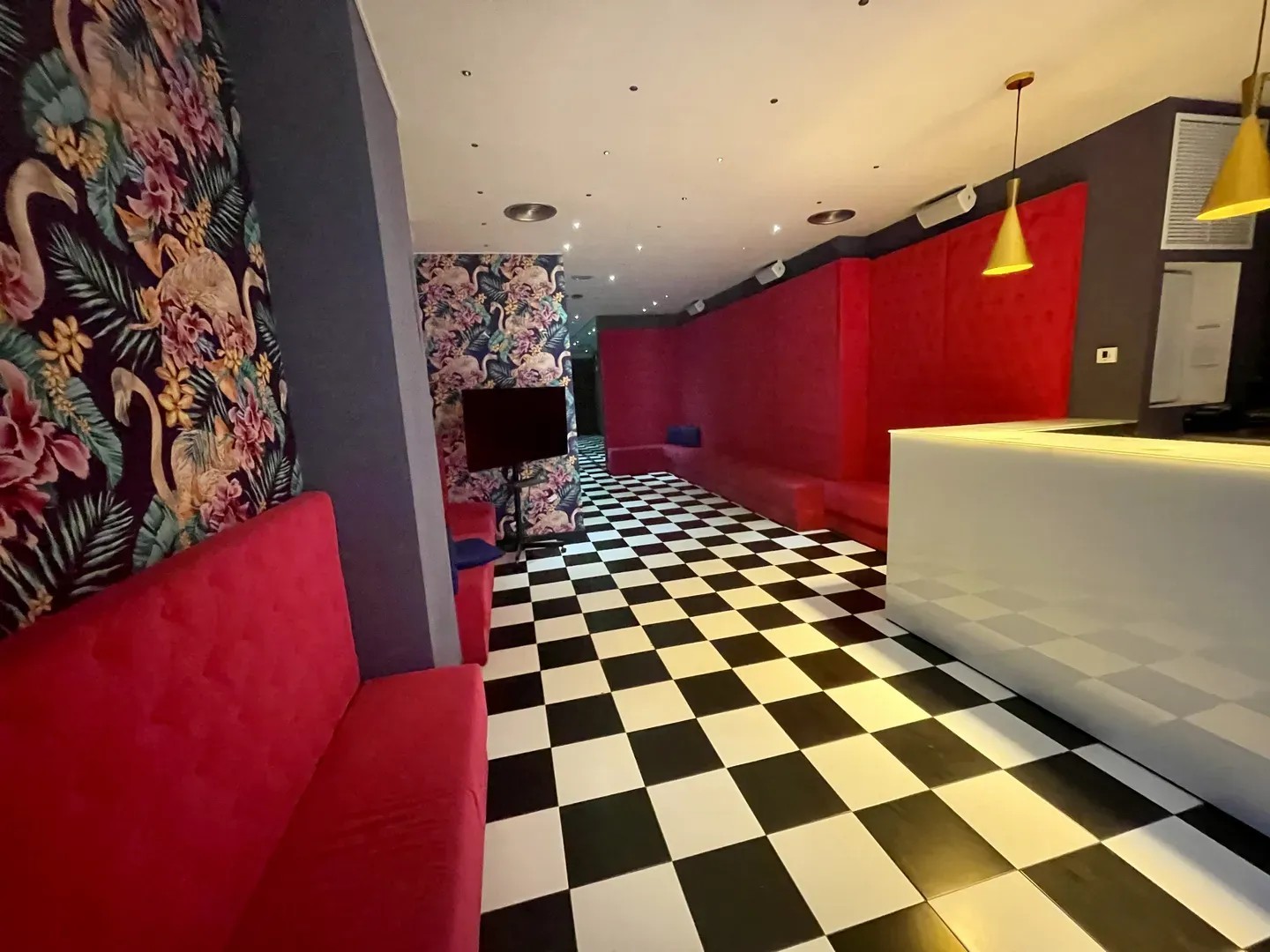 Showroom Fashion Bar - Bar en Barcelona - Foto 15