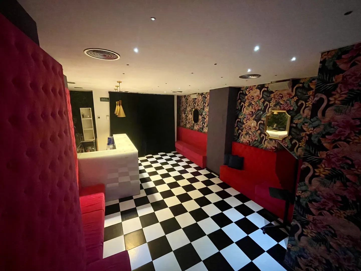 Showroom Fashion Bar - Bar en Barcelona - Foto 9