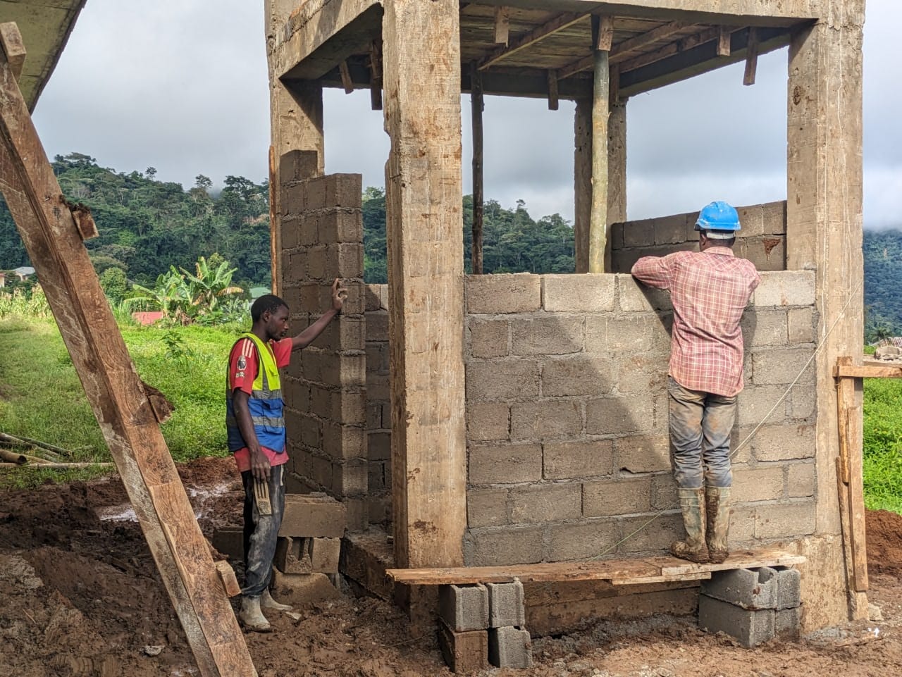 Construction of a Solar-Powered Borehole in Bangem