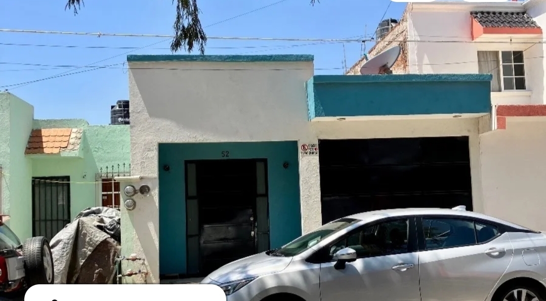CASA SILAO RENTA NORIAS AZUL