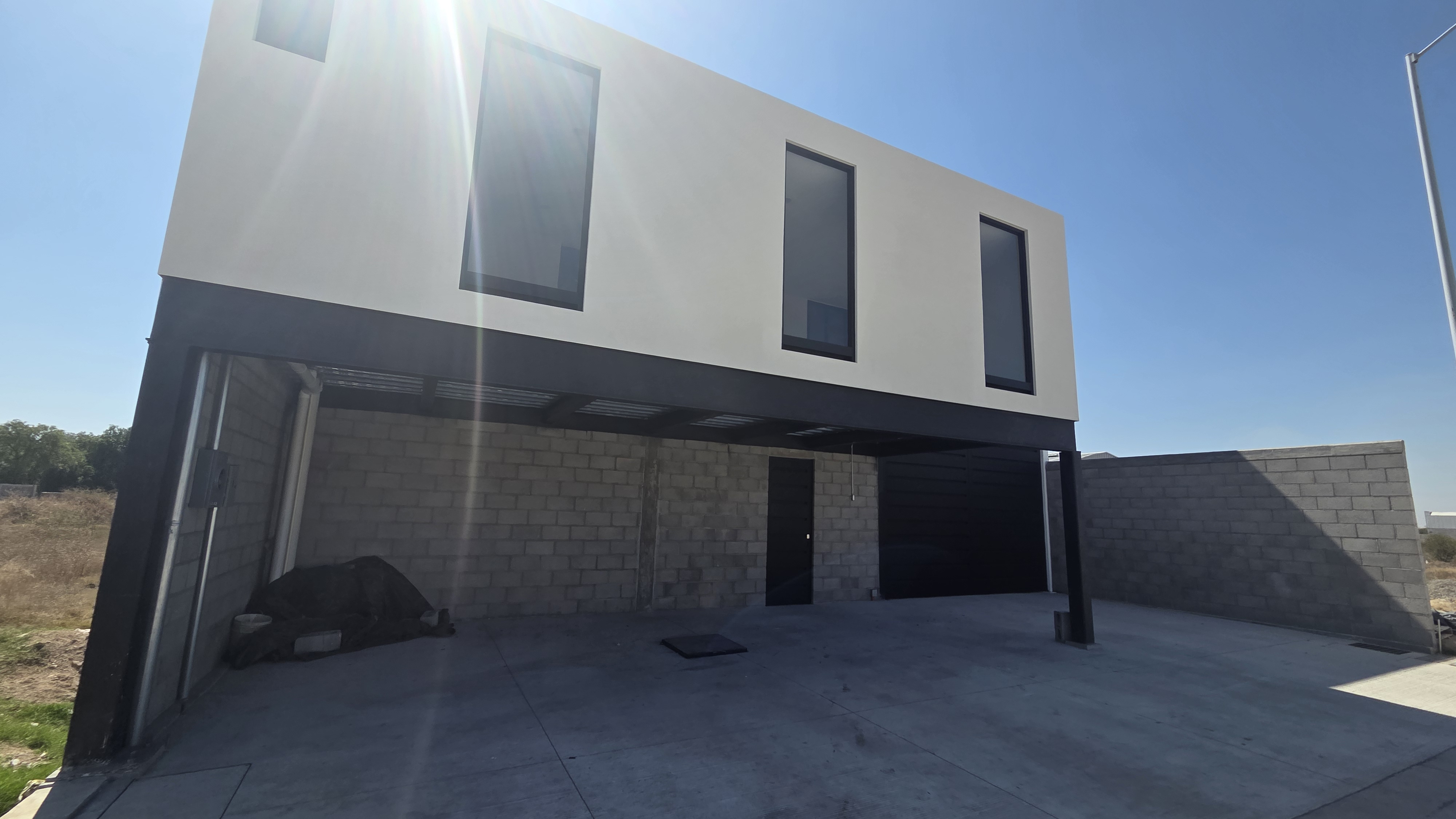 BODEGA SILAO 600M2 RENTA