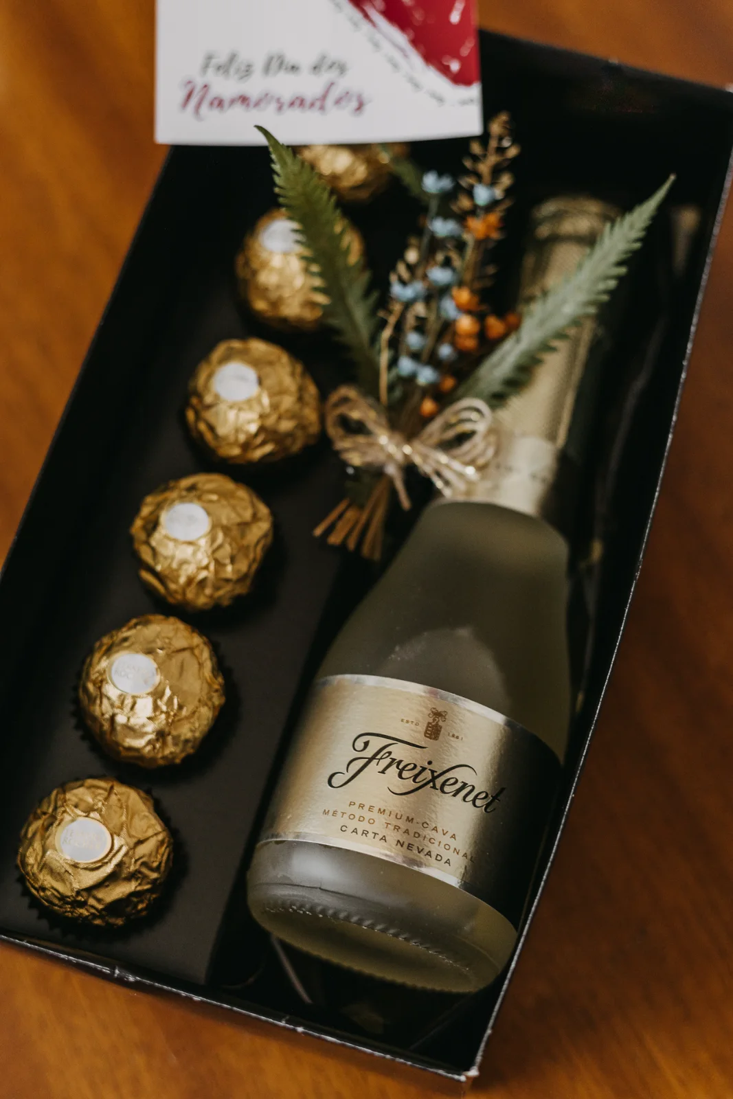 Cesta Freixenet