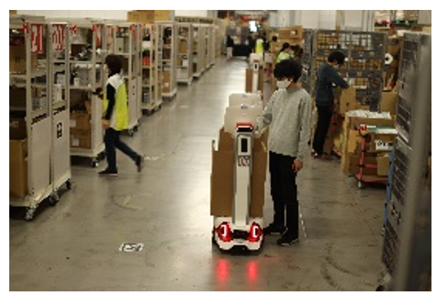 ロボット導入で倉庫や物流センターでのピッキング効率を大幅改善