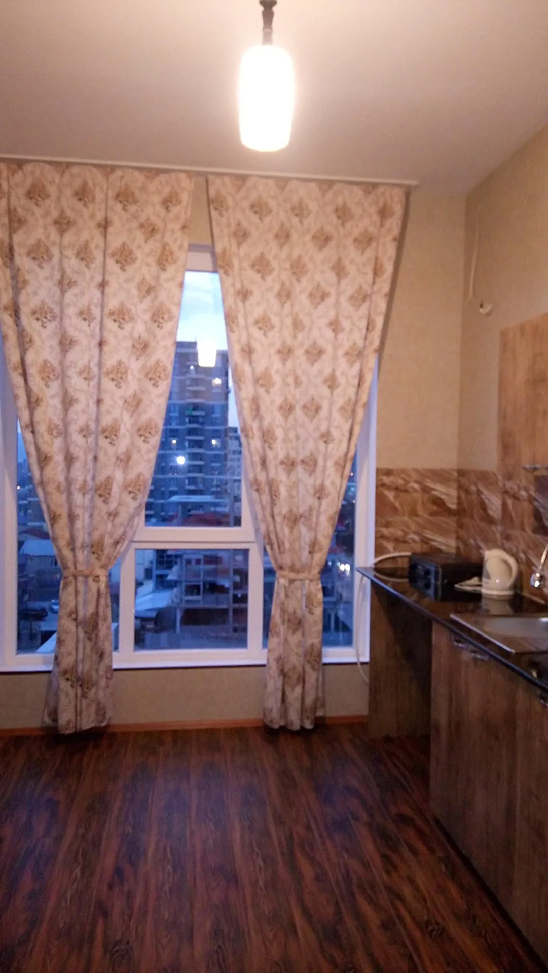 Aleksi Gobronidze St, 19 · 80 m² · 3/9