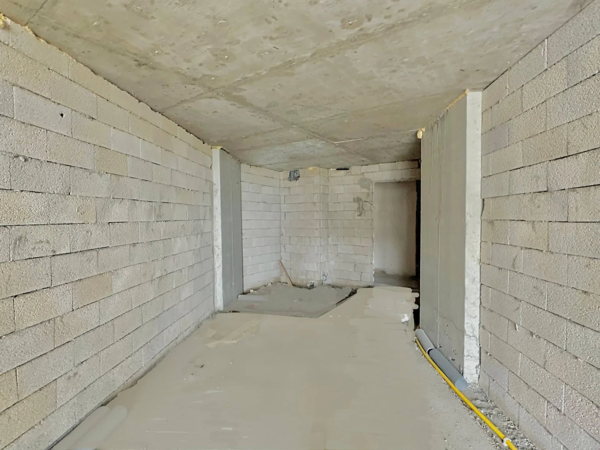 Adlia St, 14 · 40 m² · 5/5