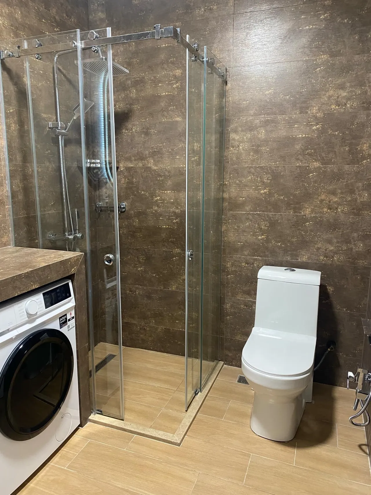 Nadira Khosharauli St, 8, Alex Gogolauris St, 25 · 62 m² · 9