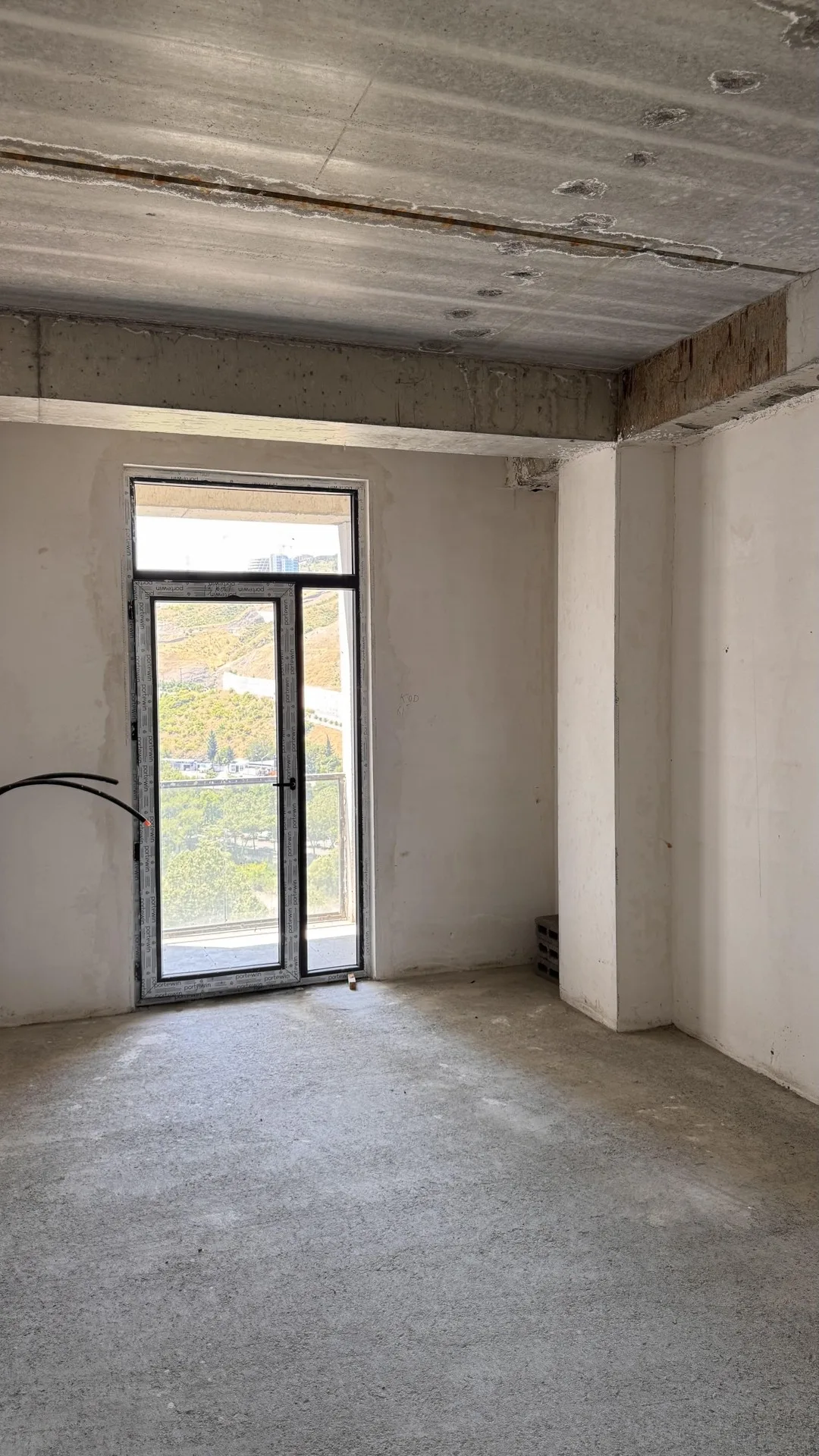 Kosmonavtebi Embankment, 91 · 88.41 m² · 2/12