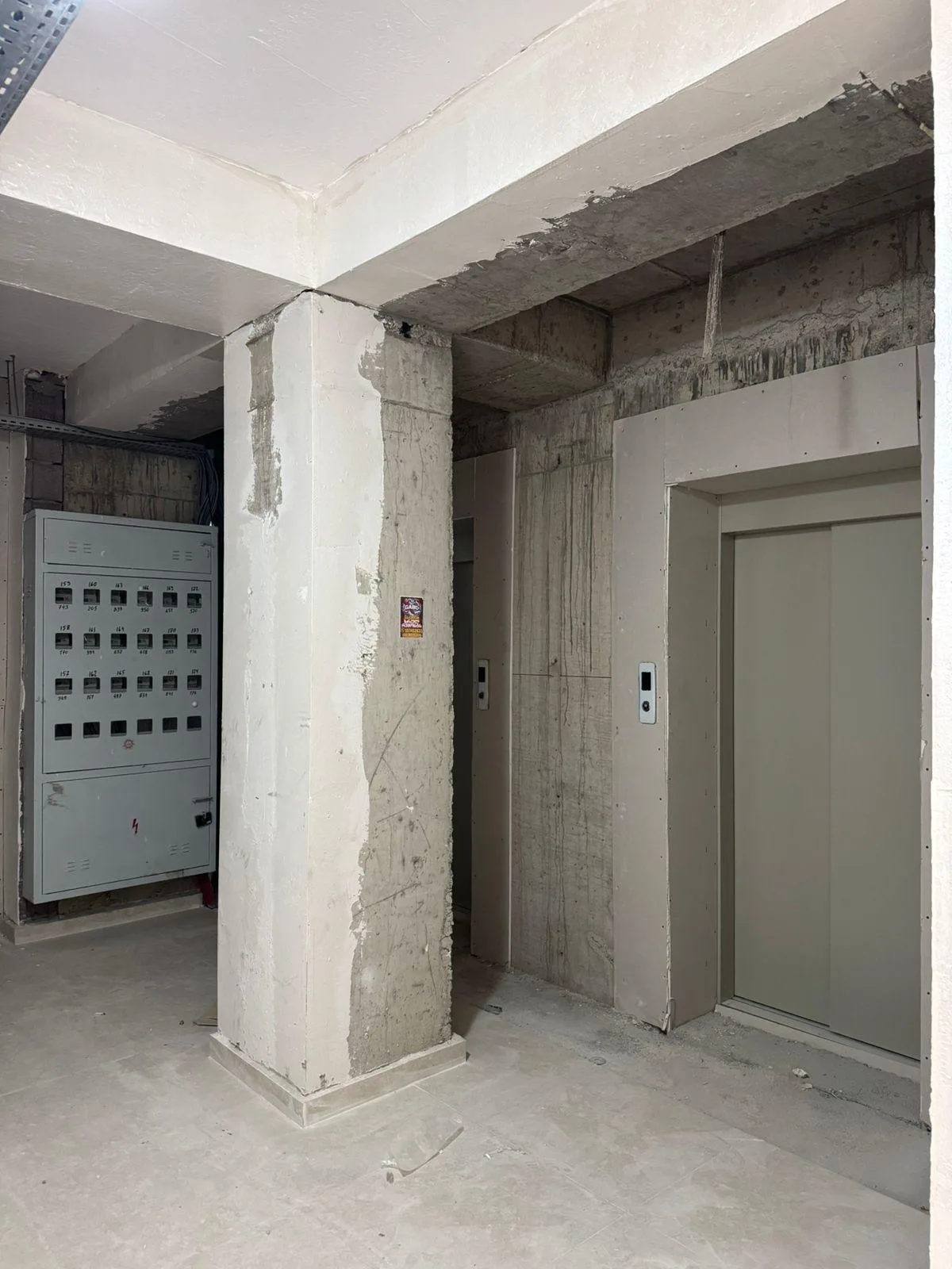 Moscow Ave, 9 · 43 m² · 9/12