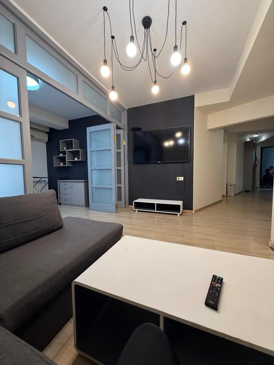 Nino Ramishvili St, 5g · 76 m² · 3/10
