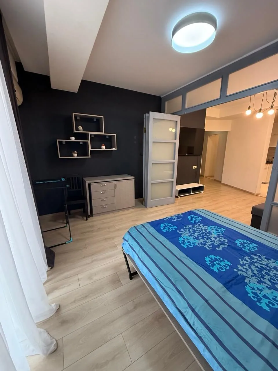 Nino Ramishvili St, 5g · 76 m² · 6/10