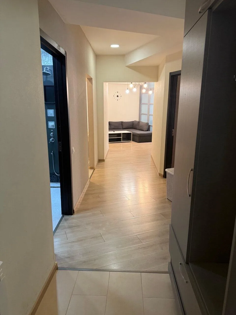 Nino Ramishvili St, 5g · 76 m² · 8/10