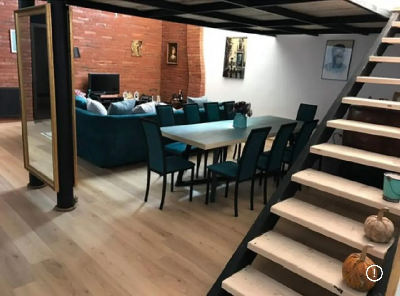 Irakli Gamrekeli St, 8 · 182 m²