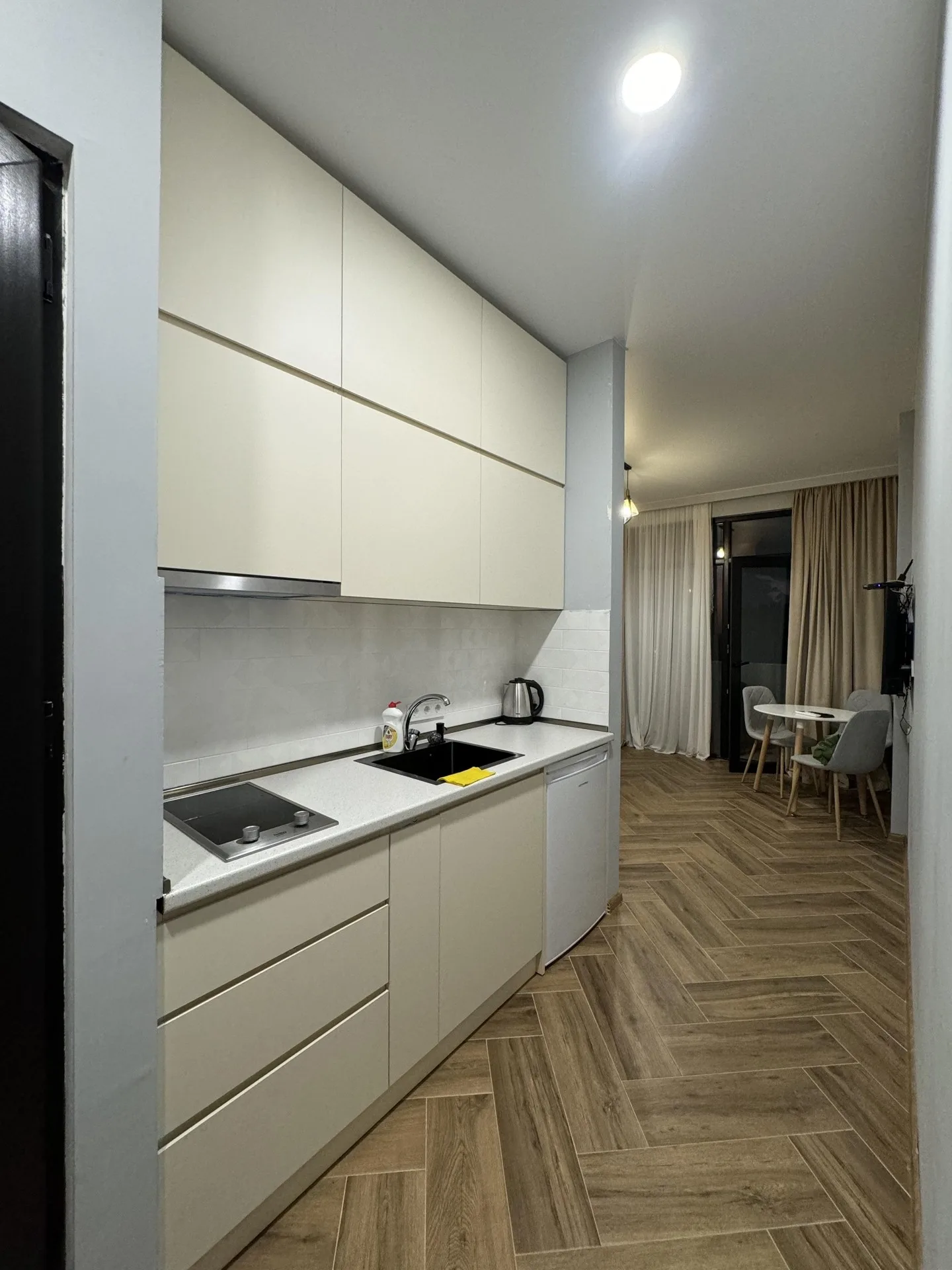 Rejeb Nizharaadze St, 25 · 34 m² · 7/12