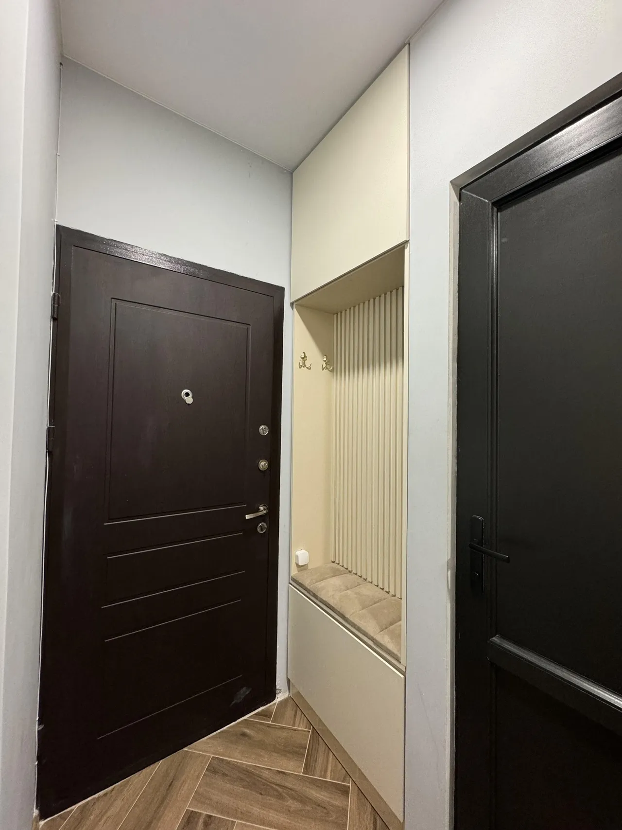 Rejeb Nizharaadze St, 25 · 34 m² · 10